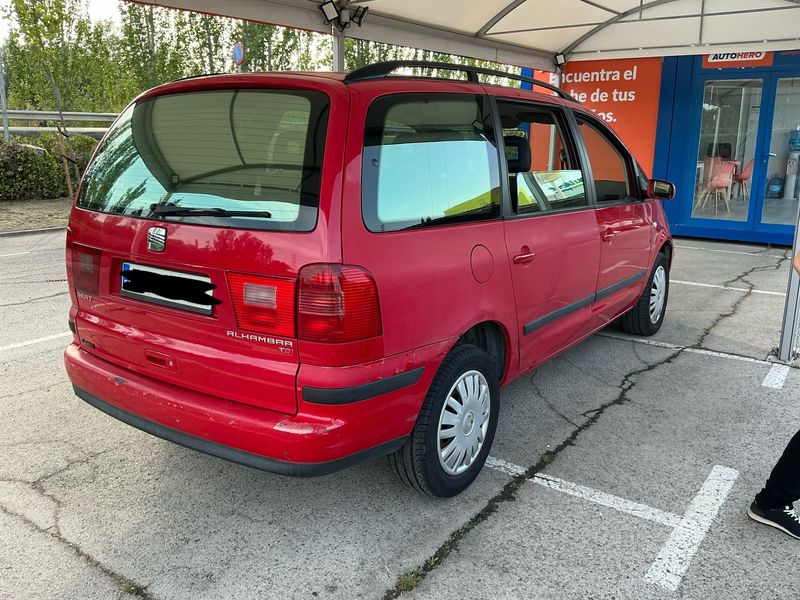 Seat Alhambra 1.9 TDI Stella — zdjęcie 2