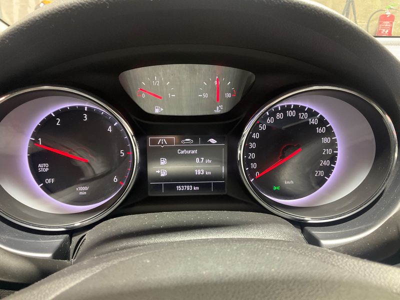 Opel Astra 1.6 CDTI Business Edition Start/Stop — zdjęcie 13