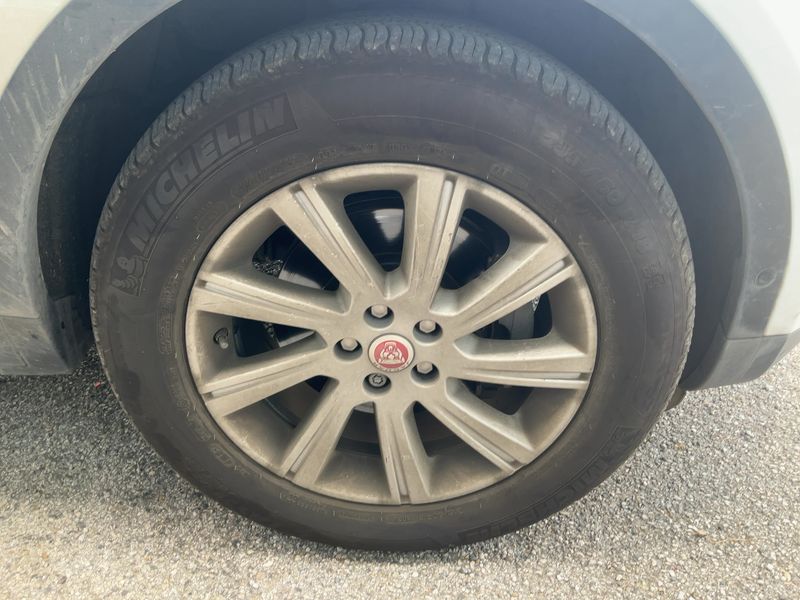 Jaguar E-Pace D150 S AWD 2018 – снимка 11