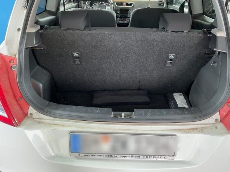 Suzuki Swift 1.6 Sport — zdjęcie 10