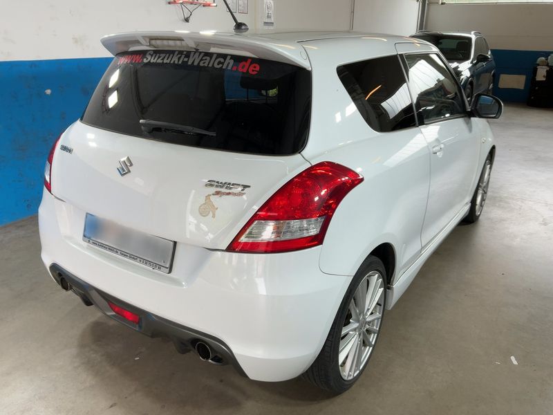 Suzuki Swift 1.6 Sport — zdjęcie 6