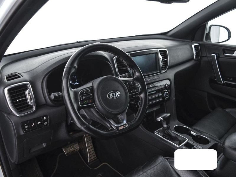 Kia Sportage 2.0 CRDi GT Line 4WD — zdjęcie 11