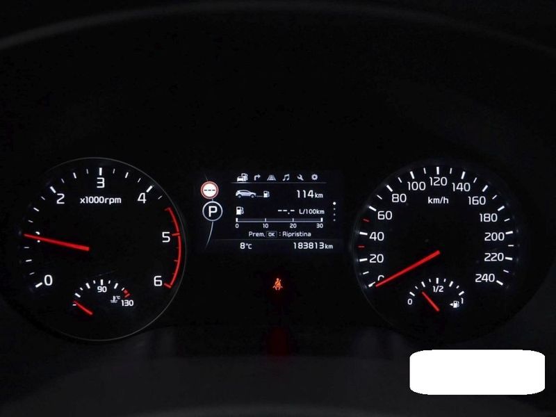 Kia Sportage 2.0 CRDi GT Line 4WD — zdjęcie 12