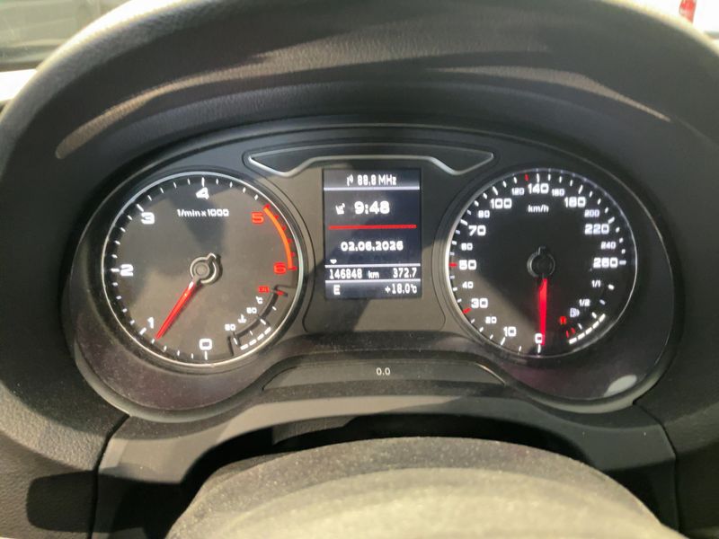 Audi A3 Sportback 2.0 TDI Ambition — zdjęcie 13