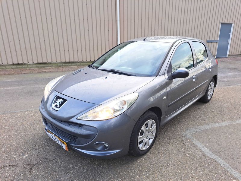 Peugeot 206+