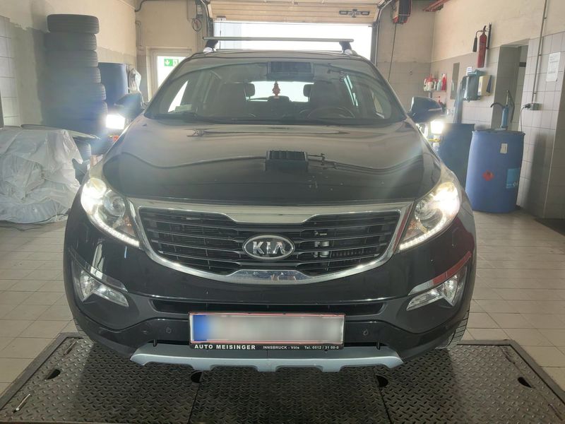 Kia Sportage 2.0 CRDi Spirit 4WD 2012 – снимка 14
