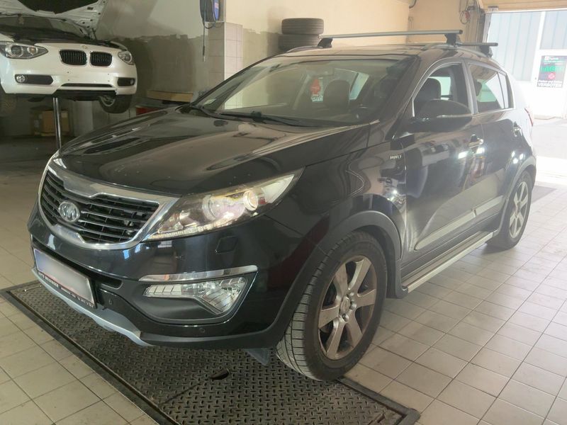 Kia Sportage 2.0 CRDi Spirit 4WD 2012 – снимка 2