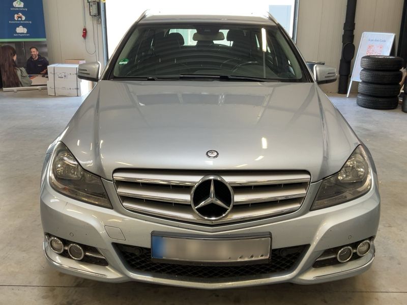 Mercedes-Benz C-Klasse C 220 CDI T BlueEfficiency Avantgarde 2014 – снимка 14