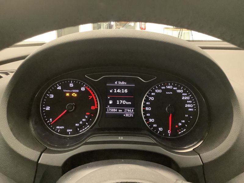 Audi A3 1.4 TFSI ACT — zdjęcie 13