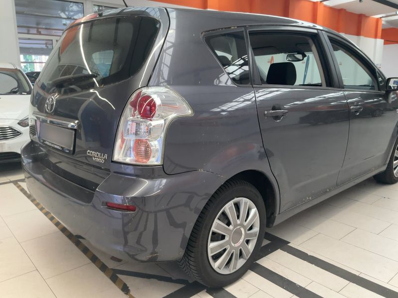 Toyota Corolla Verso 1.8 Executive — zdjęcie 6