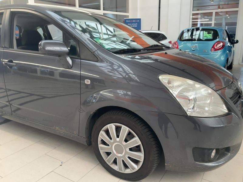 Toyota Corolla Verso 1.8 Executive — zdjęcie 8