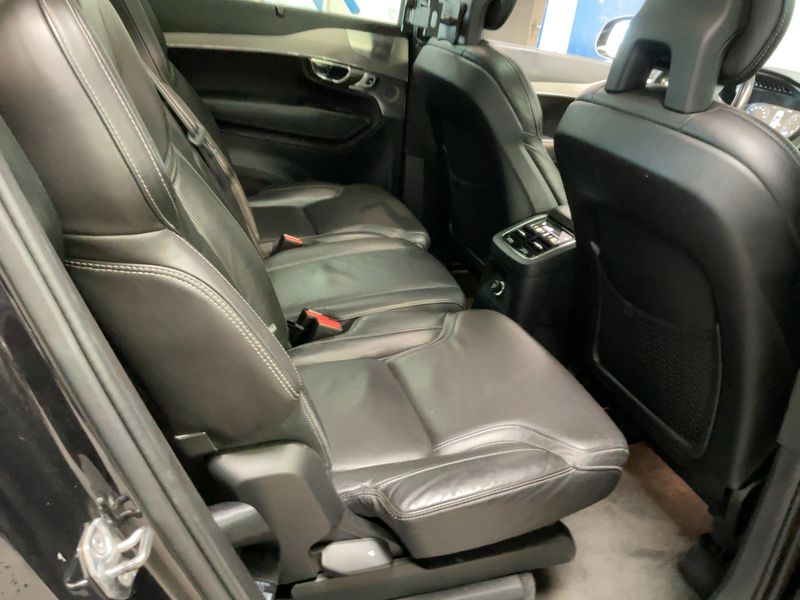 Volvo XC90 2.0 T8 Plug-in Hybrid Inscription AWD — zdjęcie 14