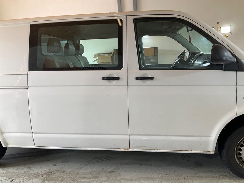 Volkswagen T5 Kombi 2.0 TDI lang 4Motion — zdjęcie 7