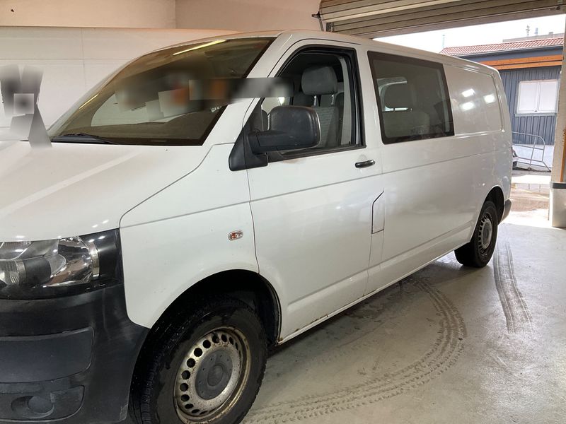 Volkswagen T5 Kombi 2.0 TDI lang 4Motion — zdjęcie 2
