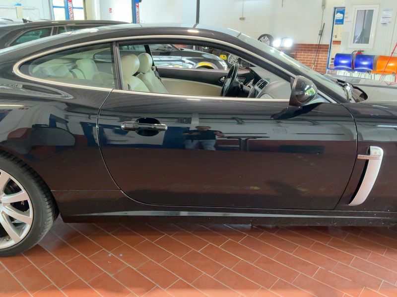 Jaguar XK 4.2 V8 Kompressor XKR — zdjęcie 7