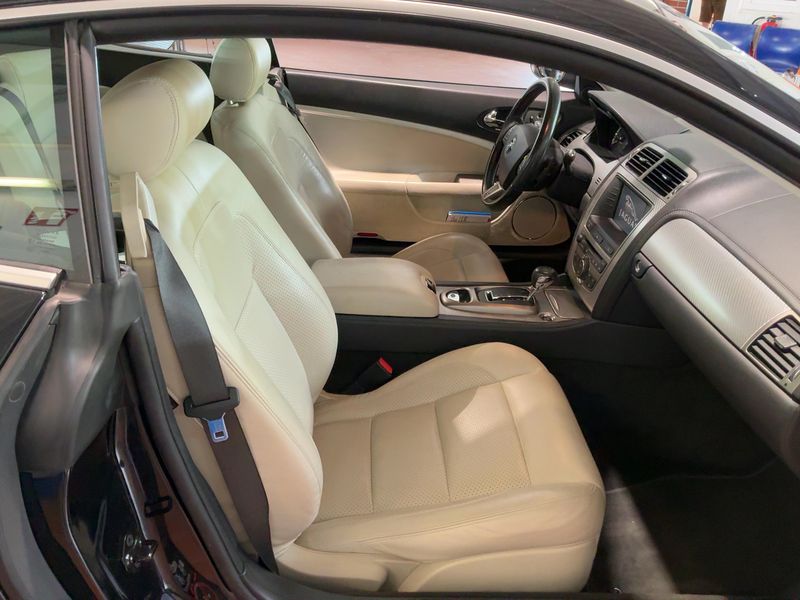 Jaguar XK 4.2 V8 Kompressor XKR — zdjęcie 11
