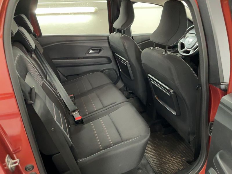 Dacia Jogger 1.0 TCe LPG Extreme+ — zdjęcie 14