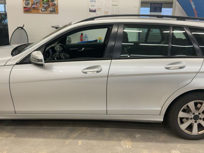 Mercedes-Benz C-Klasse C 220 CDI T BlueEfficiency Classic — zdjęcie 4