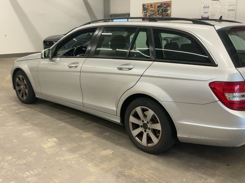 Mercedes-Benz C-Klasse C 220 CDI T BlueEfficiency Classic — zdjęcie 3