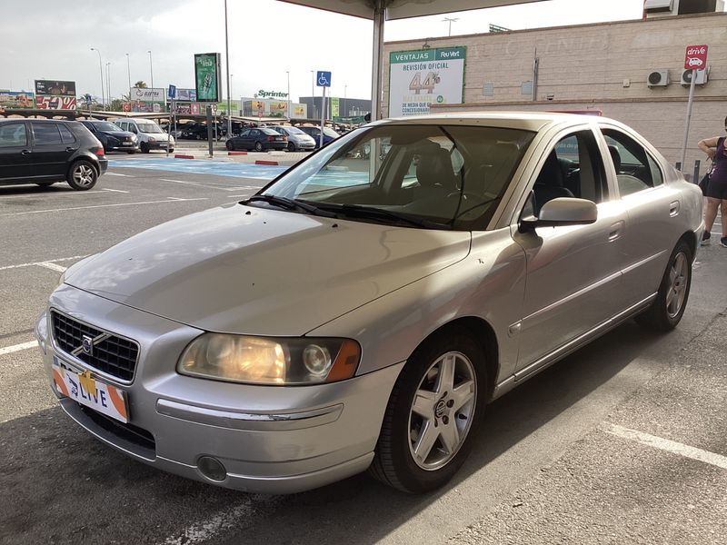Volvo S60 2.4 D Momentum