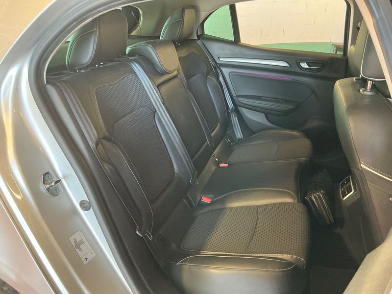 Renault Megane 1.5 dCi Energy BOSE-Edition 2017 – снимка 19