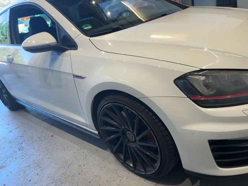 Volkswagen Golf VII 2.0 TFSI GTI "Performance" BlueMotion Tech — zdjęcie 8