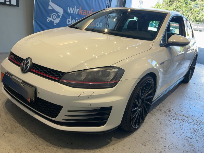 Volkswagen Golf VII 2.0 TFSI GTI "Performance" BlueMotion Tech
