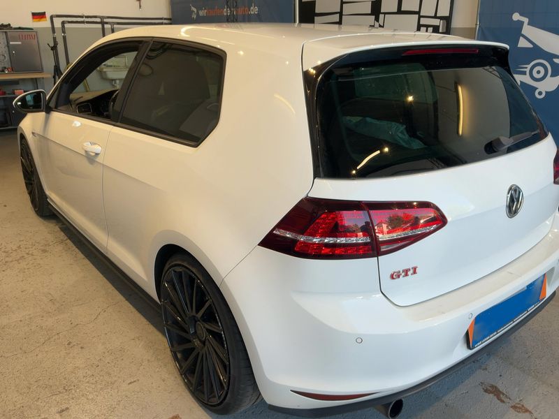 Volkswagen Golf VII 2.0 TFSI GTI "Performance" BlueMotion Tech — zdjęcie 3