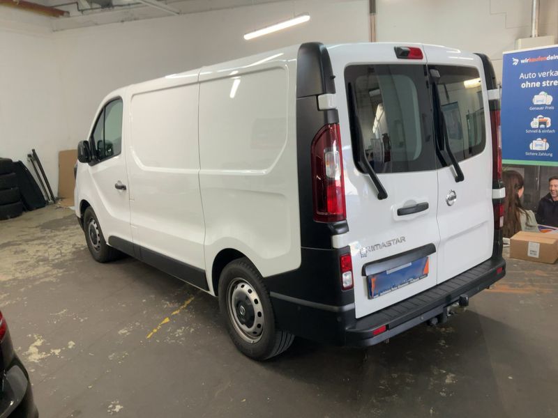 Nissan Primastar 2.0 dCi L1H1 2,8t N-Connecta — zdjęcie 3