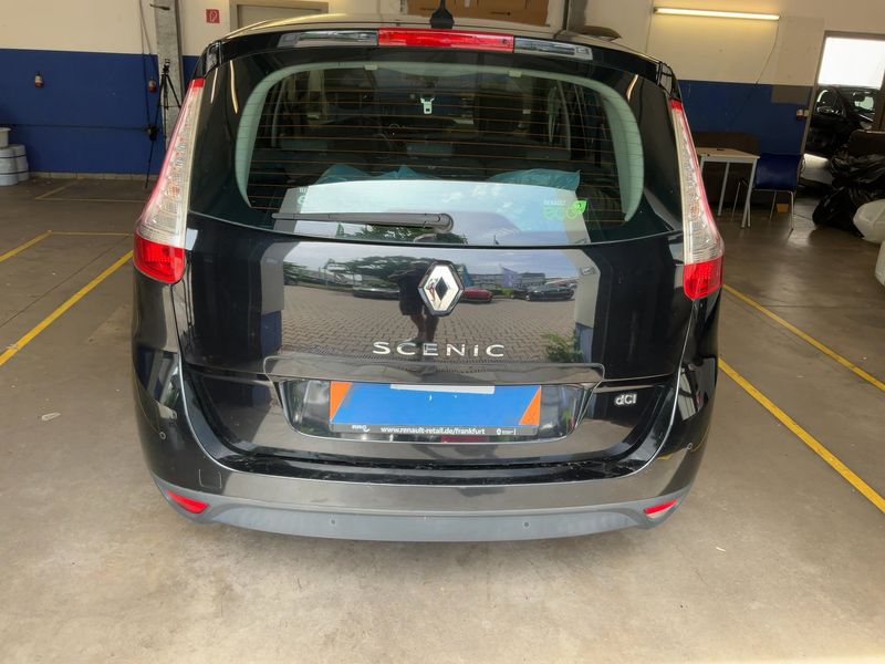 Renault Grand Scenic 1.5 dCi Paris 2013 – снимка 7