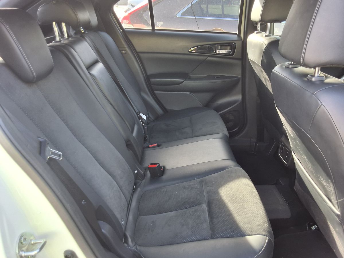 Mitsubishi Eclipse Cross 2.4 Plug-in Hybrid Plus Select 4WD