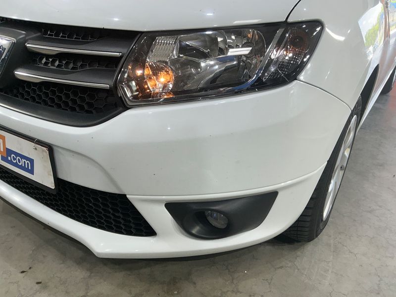 Dacia Sandero 0.9 TCe Supreme 2016 – снимка 35