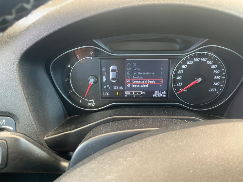 Ford Mondeo 1.6 TDCi Titanium 2012 – снимка 4