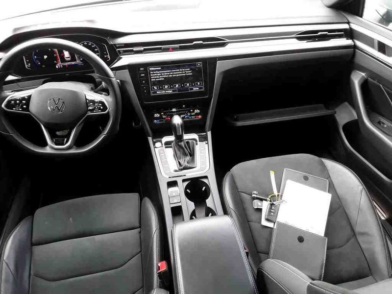 Volkswagen Arteon Shooting Brake 2.0 TDI R-Line — zdjęcie 23