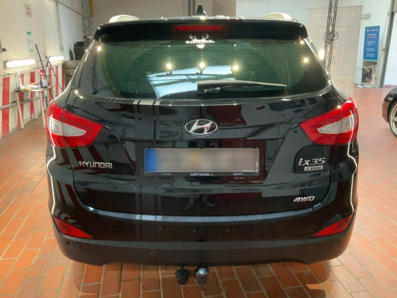 Hyundai ix35 2.0 CRDi FIFA World Cup Edition AWD 2014 – снимка 7