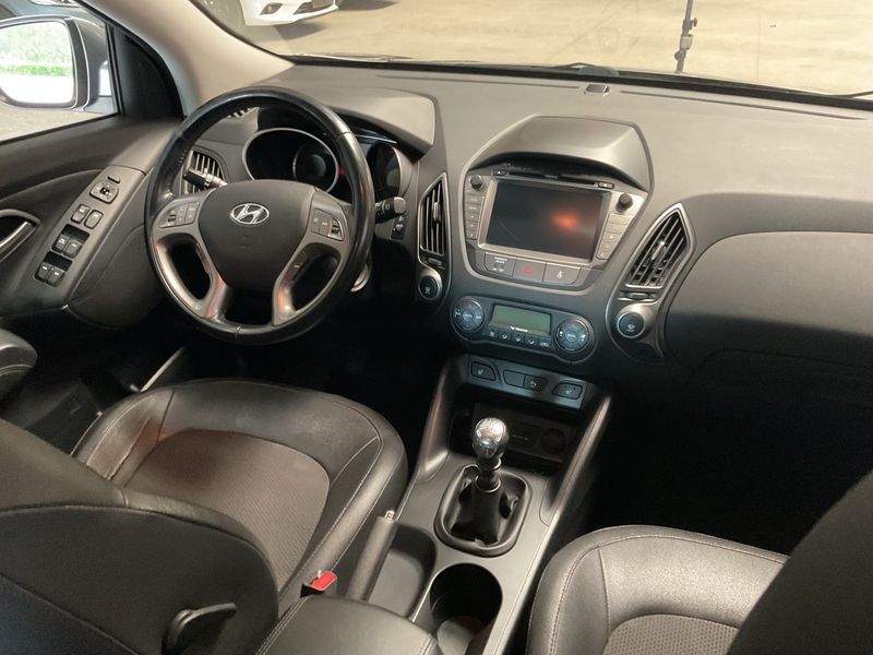 Hyundai ix35 1.6 GO! Blue 2WD — zdjęcie 12