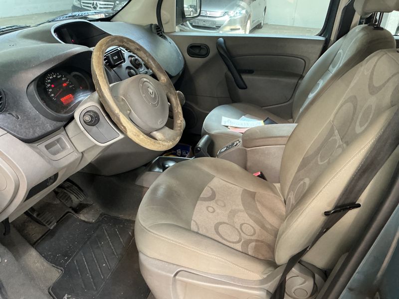 Renault Kangoo 1.5 dCi Happy Family — zdjęcie 3