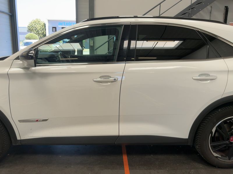 DS Automobiles DS7 Crossback 1.5 Blue-HDi Performance Line — zdjęcie 4