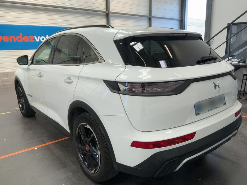 DS Automobiles DS7 Crossback 1.5 Blue-HDi Performance Line — zdjęcie 3