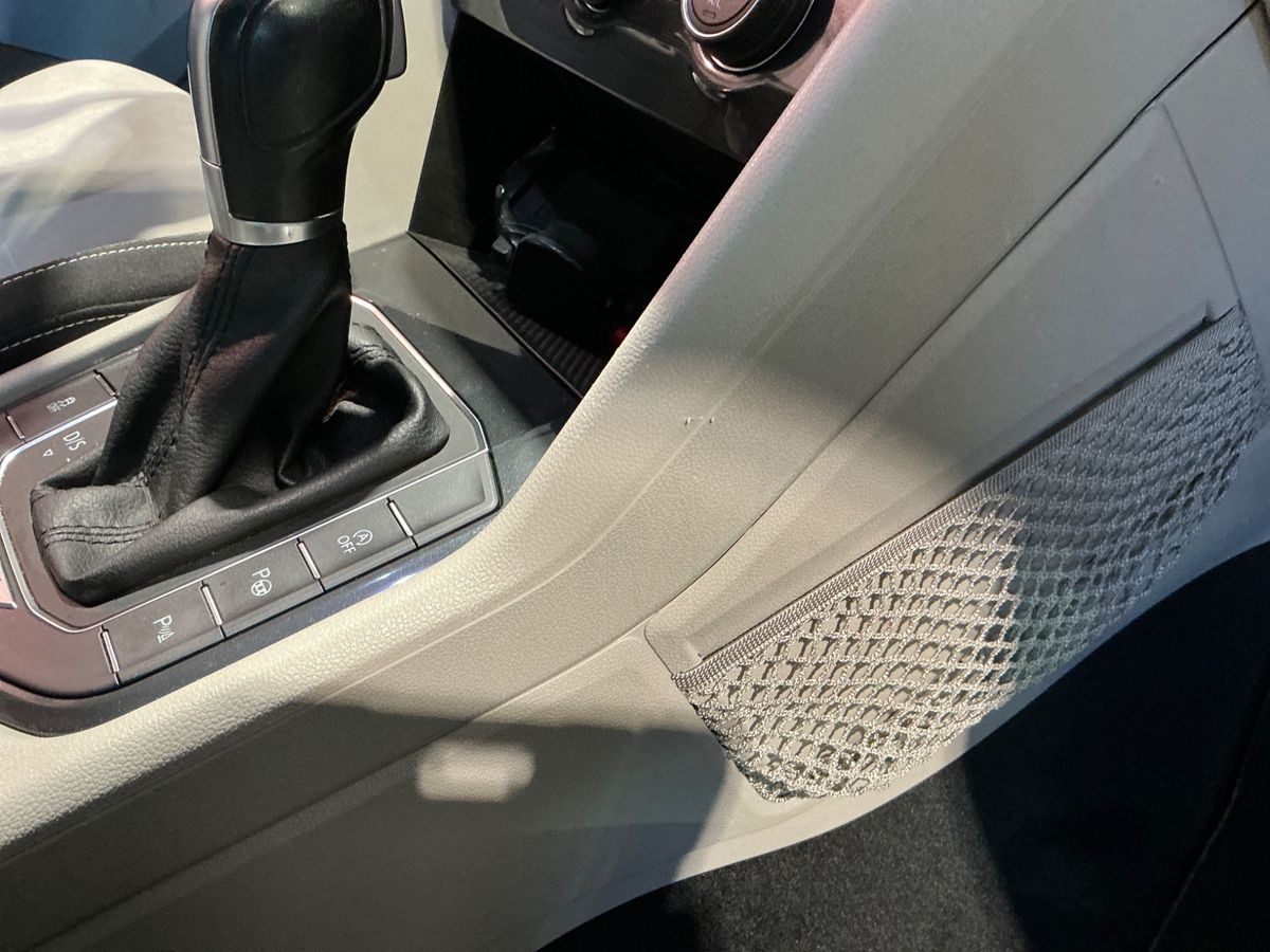 Volkswagen Tiguan 2016 — photo 33