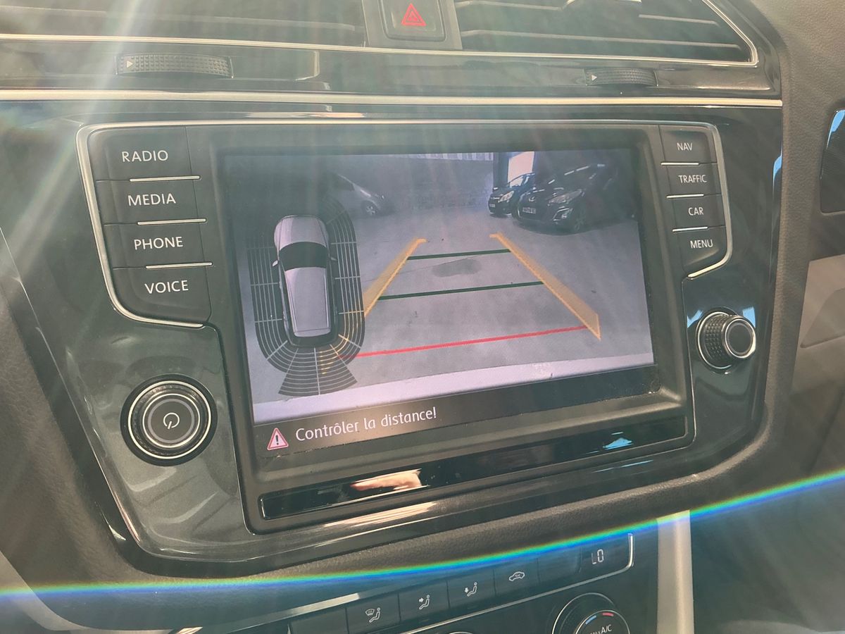 Volkswagen Tiguan 2016 — photo 41