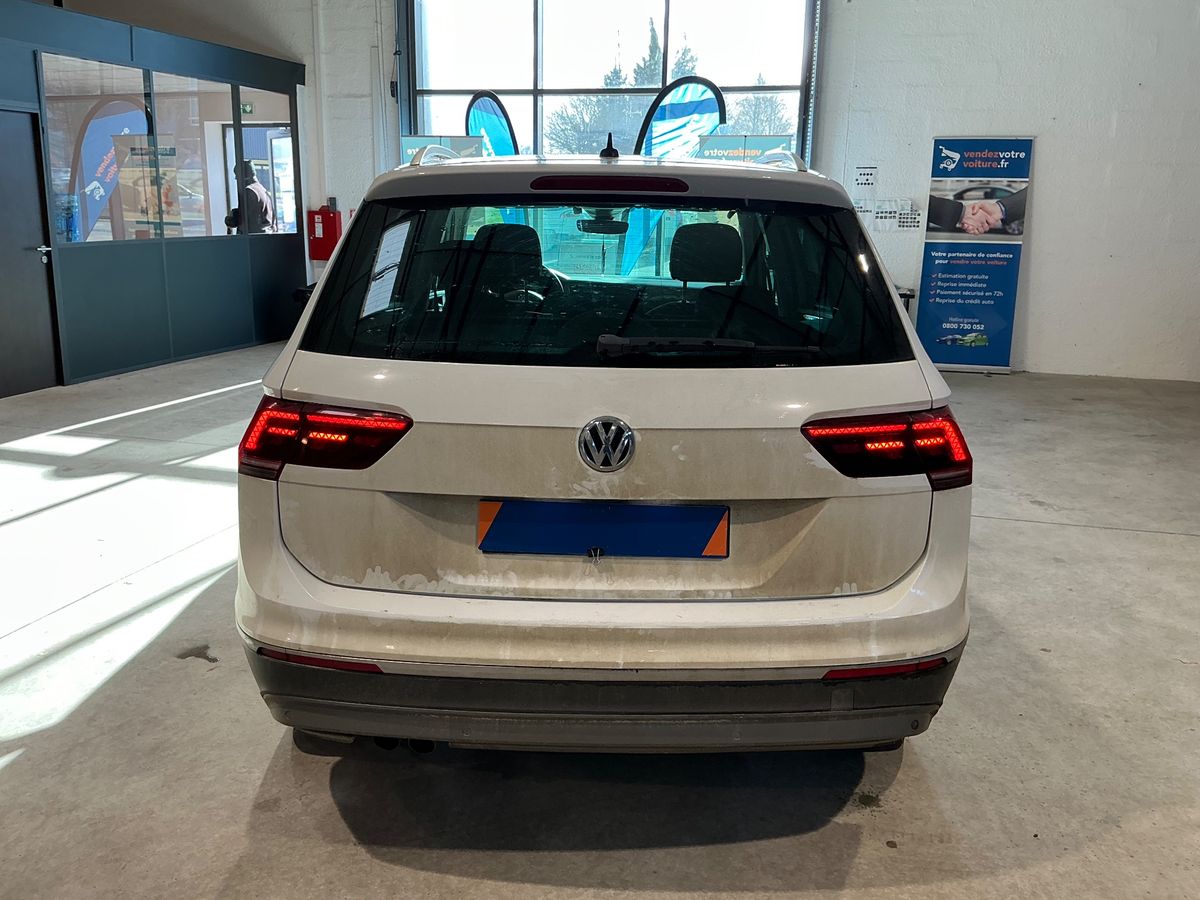 Volkswagen Tiguan 2016 — photo 8
