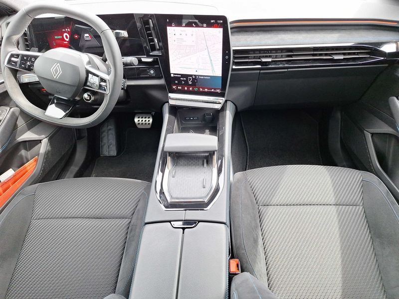 Renault Austral 1.2 Hybrid E-Tech Iconic Esprit Alpine — zdjęcie 11