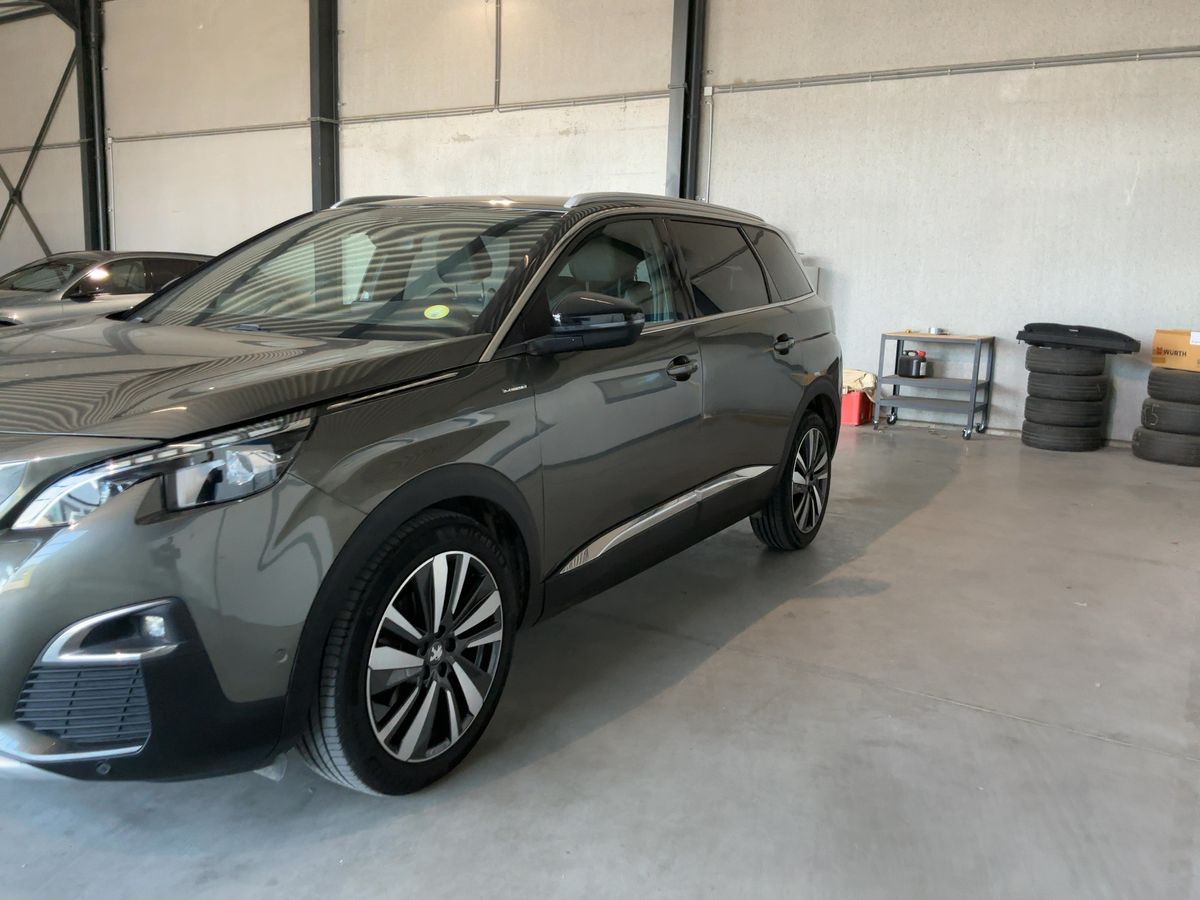 Peugeot 5008 d'occasion