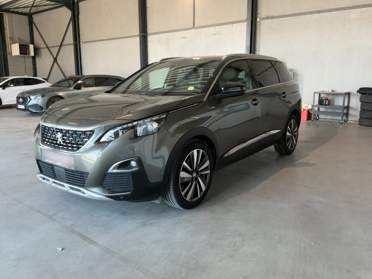 Peugeot 5008 2020 — photo 1