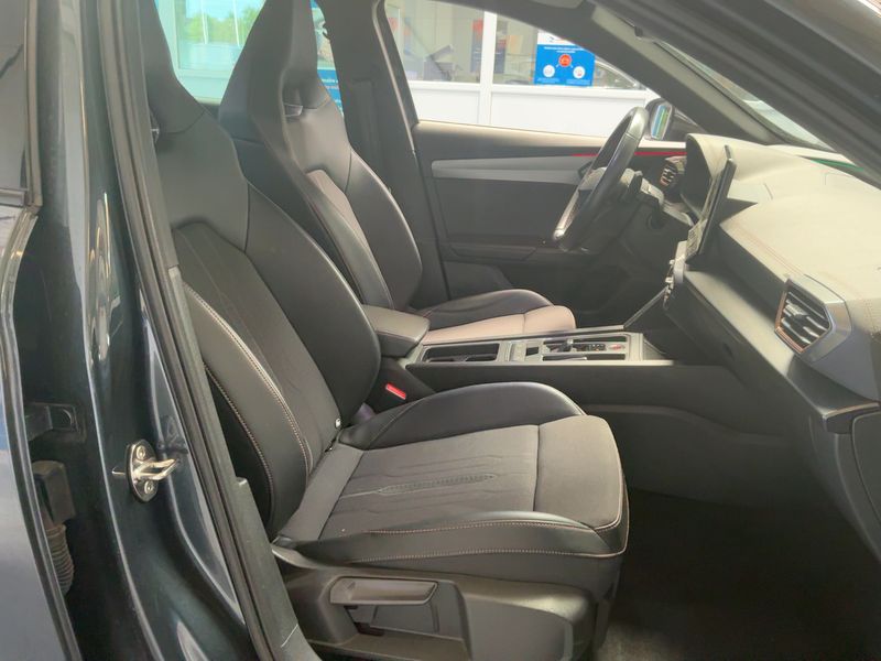 Cupra Formentor 1.4 e-HYBRID VZ — zdjęcie 11