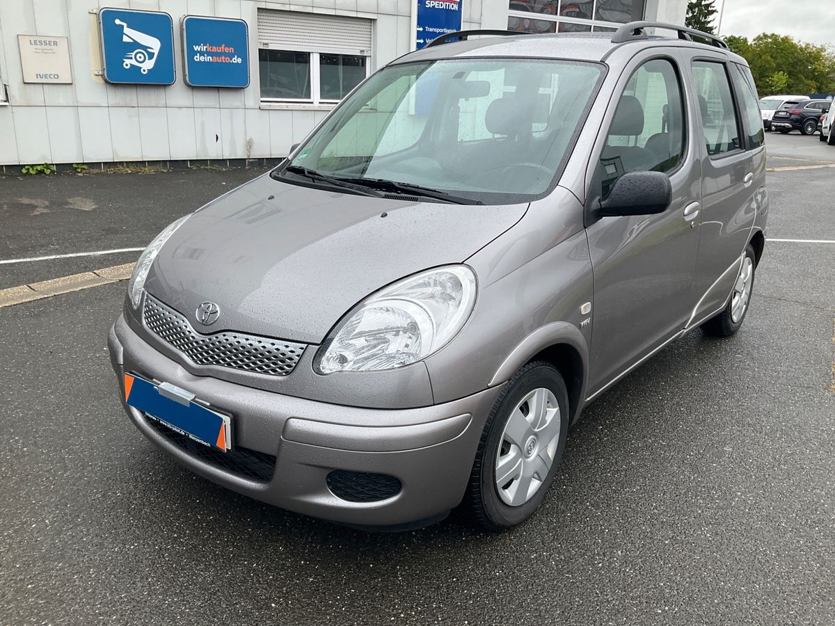 Toyota Yaris Verso 1.3 VVT-i Sol