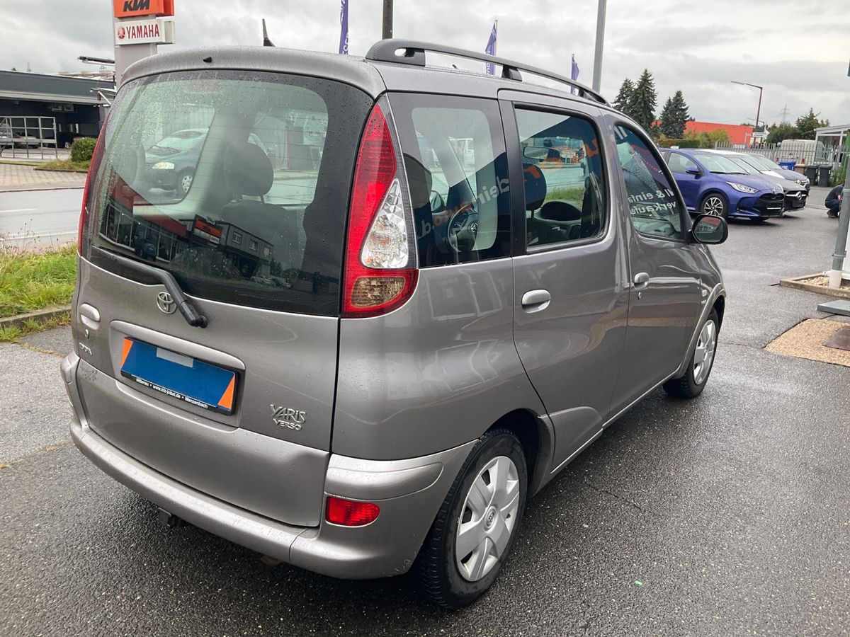 Toyota Yaris Verso 1.3 VVT-i Sol