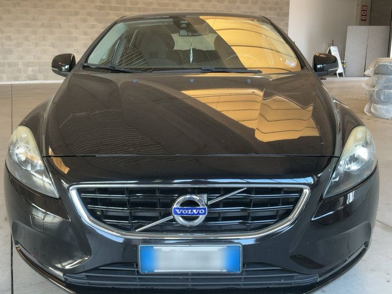 Volvo V40 2.0 D2 Kinetic — zdjęcie 9