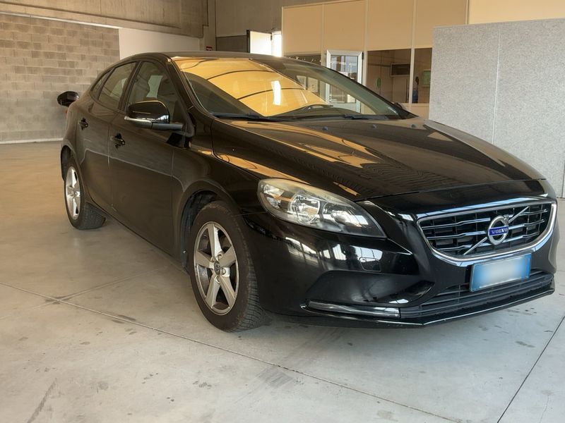 Volvo V40 2.0 D2 Kinetic — zdjęcie 8